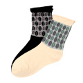 Großhandel Lose Manschette Damensocken Baumwollsocken Jacquard Socken mit Blume